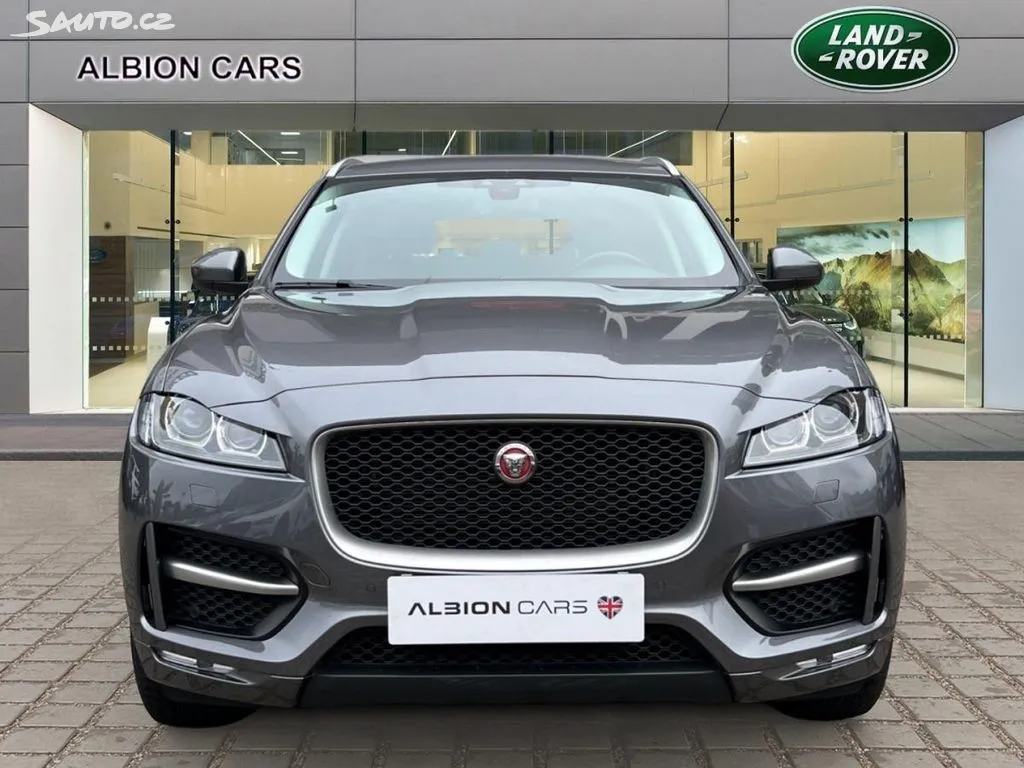 Jaguar F-Pace 20d R-SPORT AWD AUT CZ Image 2