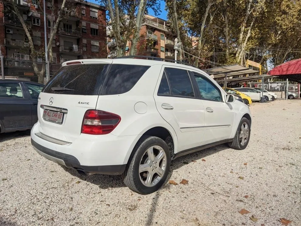 MERCEDES BENZ Classe M ML 320 CDI Offroad Pro Image 4